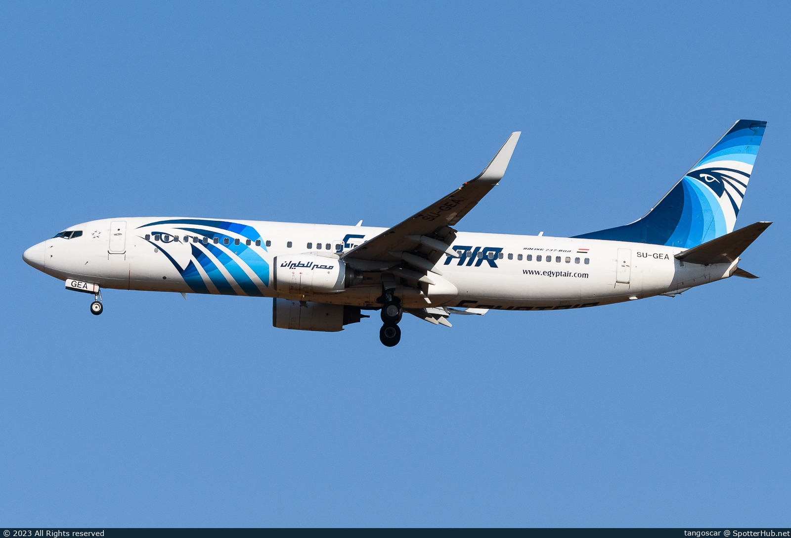 Photo of SU-GEA - Boeing 737-866 operated by Egyptair
