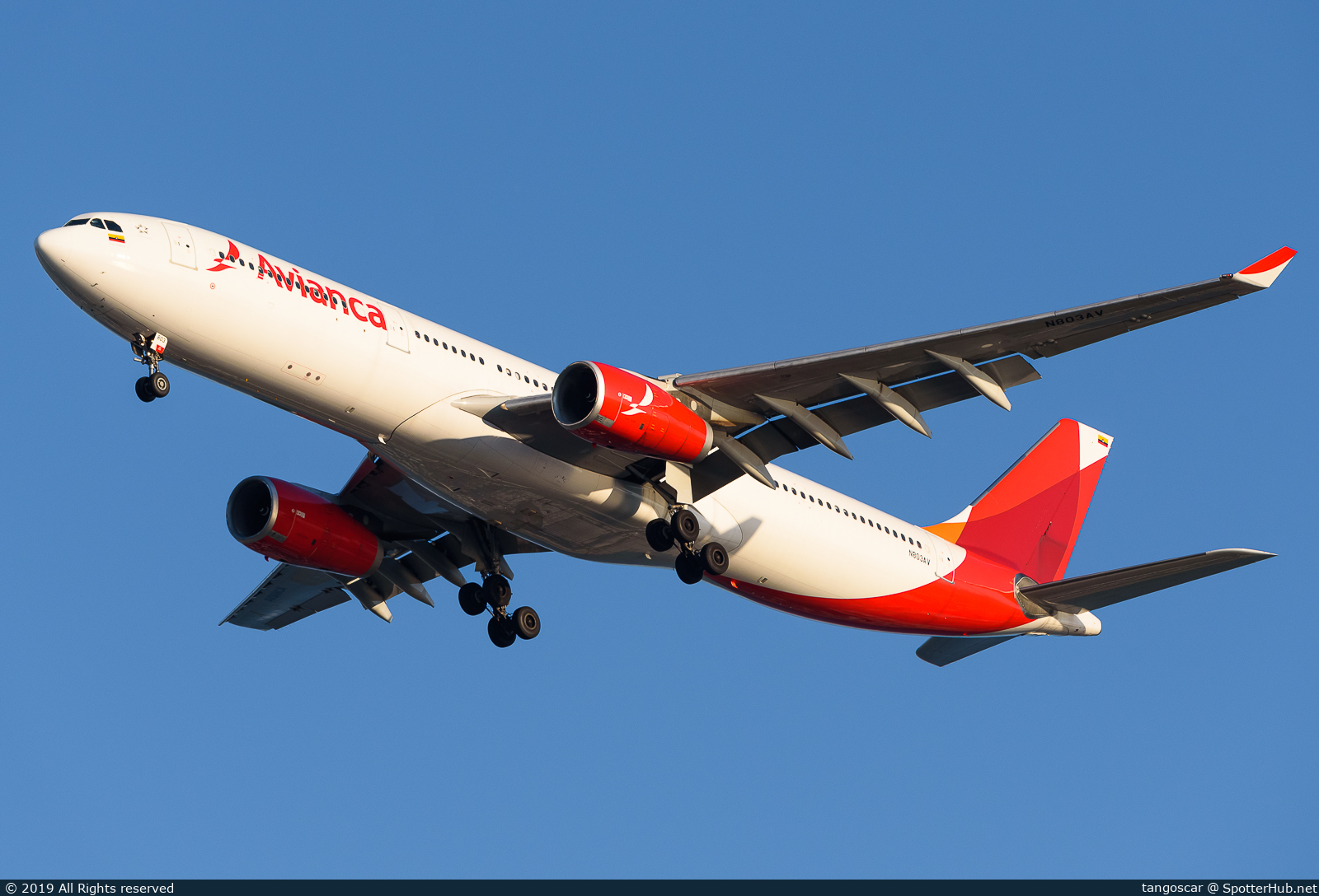 Photo of N803AV - Airbus A330-343 operated by Avianca