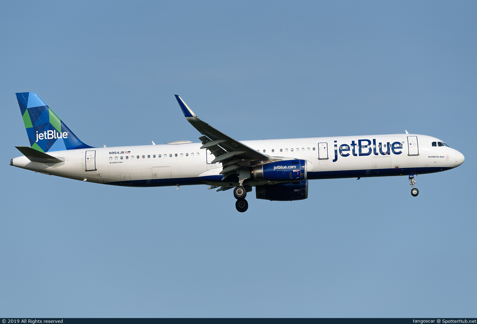 Photo of N954JB - Airbus A321-231 operated by jetBlue Airways