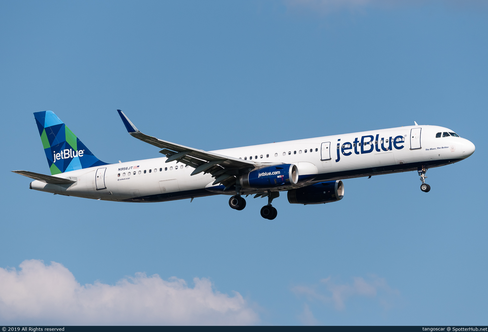 Photo of N956JT - Airbus A321-231 operated by jetBlue Airways