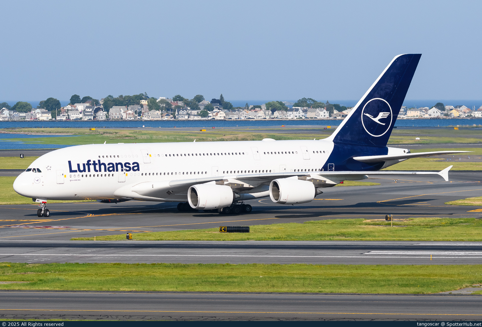 Photo of D-AIMK - Airbus A380-841 operated by Lufthansa