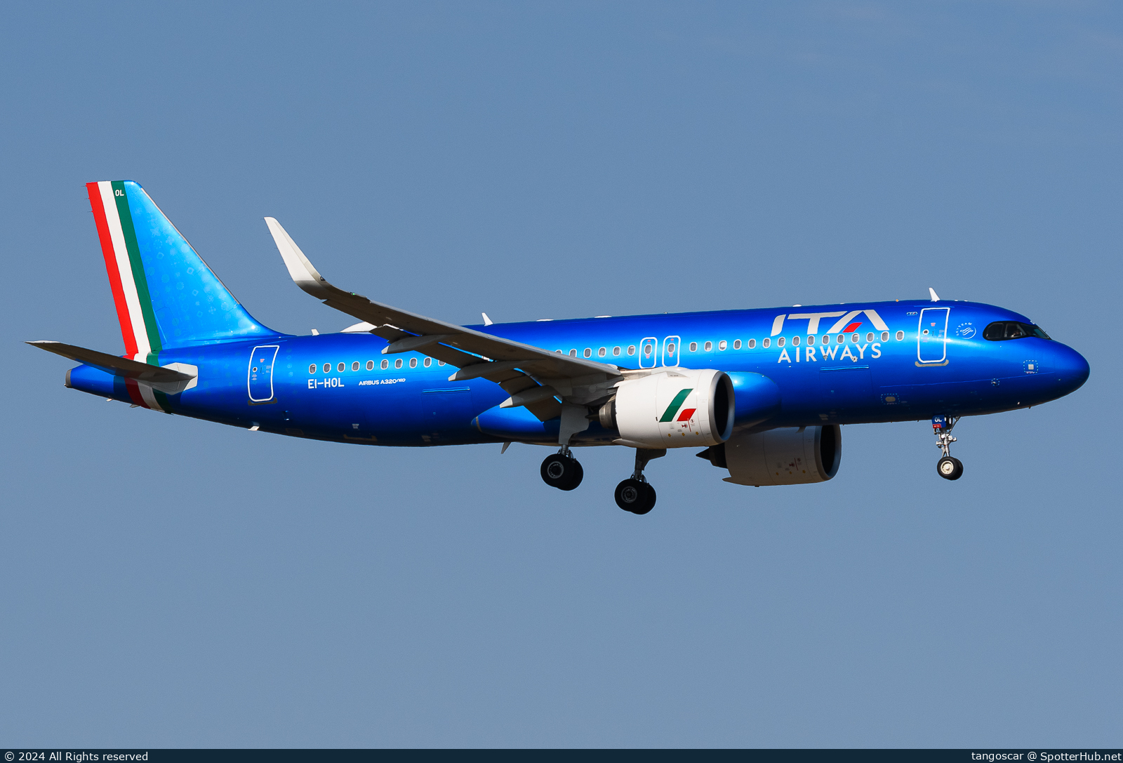 Photo of EI-HOL - Airbus A320-272N operated by ITA Airways