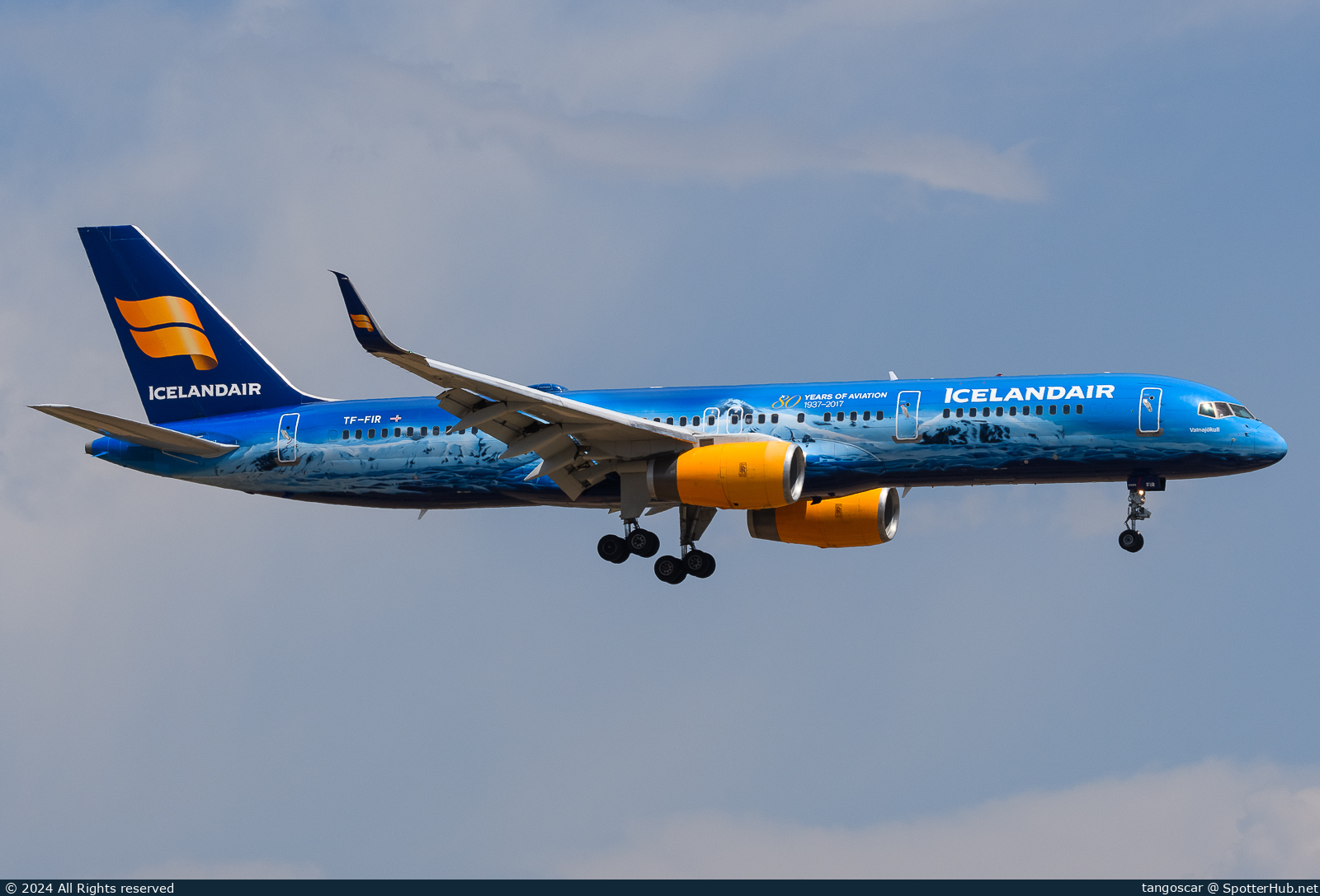 Photo of TF-FIR - Boeing 757-256 operated by Icelandair