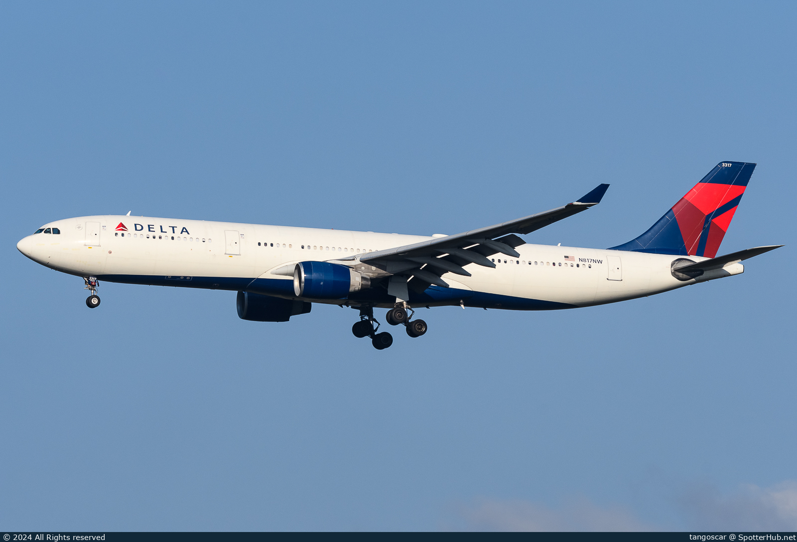 Photo of N817NW - Airbus A330-323 operated by Delta Air Lines