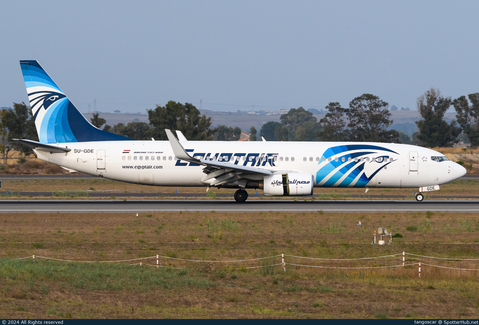 Photo of SU-GDE - Boeing 737-866 operated by Egyptair