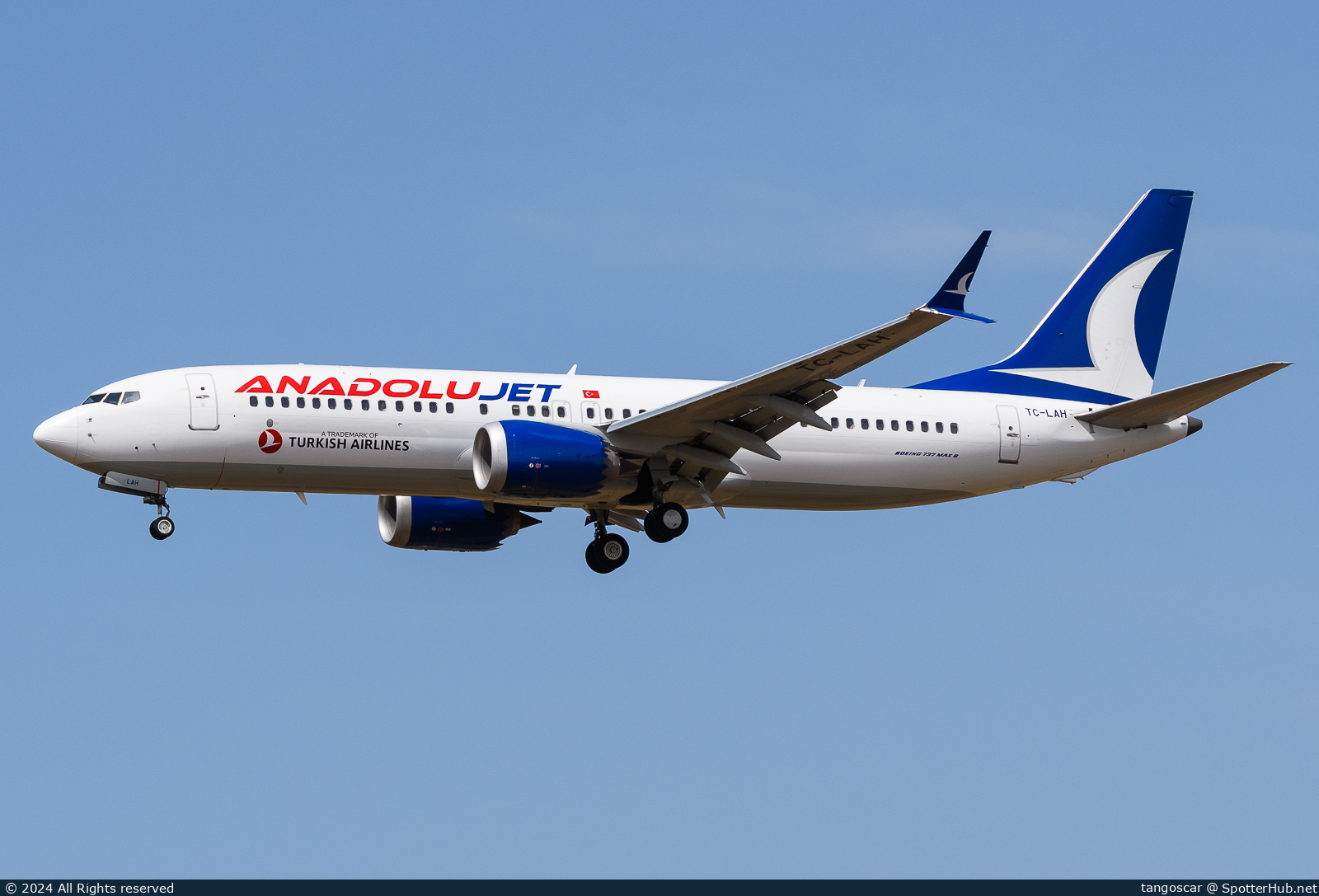 Photo of TC-LAH - Boeing 737 MAX 8 operated by AnadoluJet
