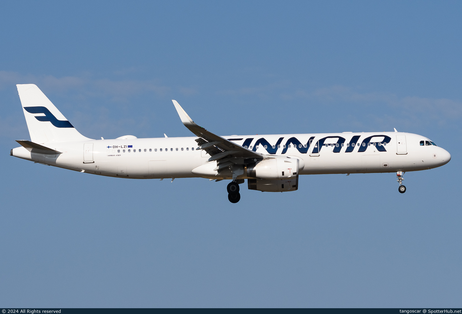 Photo of OH-LZI - Airbus A321-231 operated by Finnair
