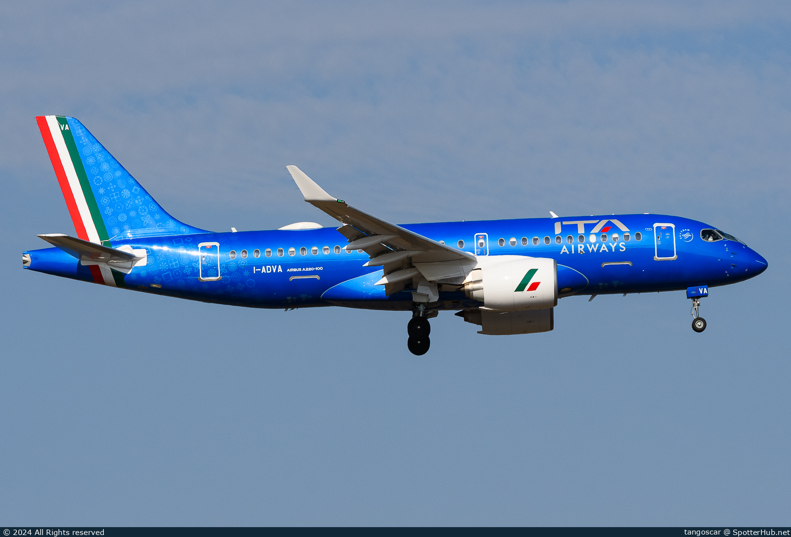 Photo of I-ADVA - Airbus A220-100 operated by ITA Airways