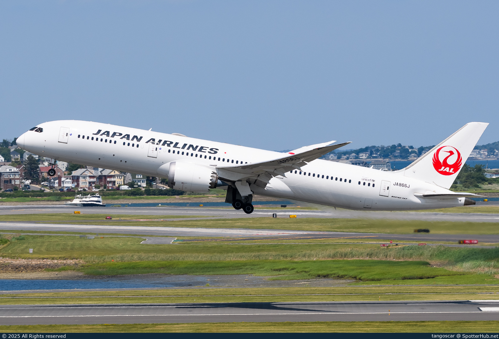 Photo of JA866J - Boeing 787-9 Dreamliner operated by Japan Airlines