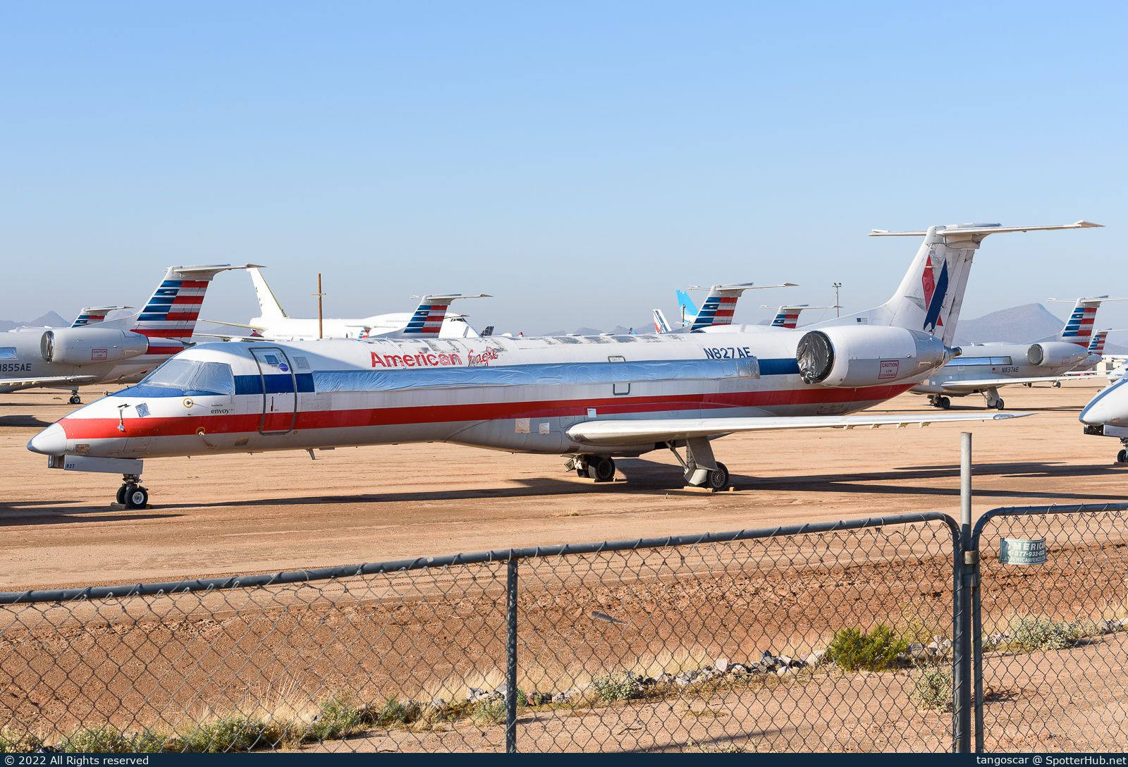 Photo of N827AE - Embraer ERJ-140LR operated by American Eagle (opb Envoy Air)