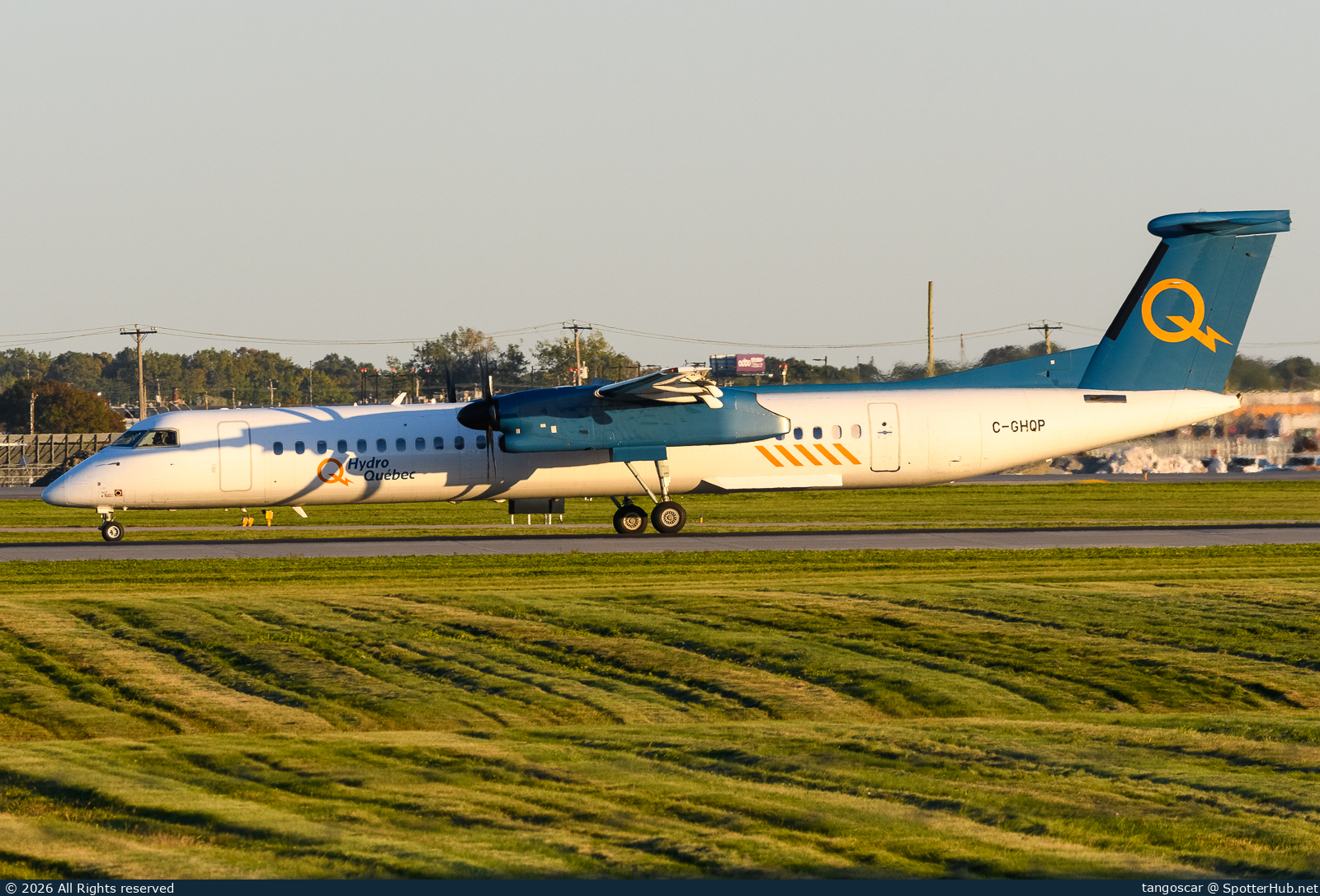 Photo of C-GHQP - Bombardier DHC-8-402 Dash 8 Q400 operated by Hydro Québec