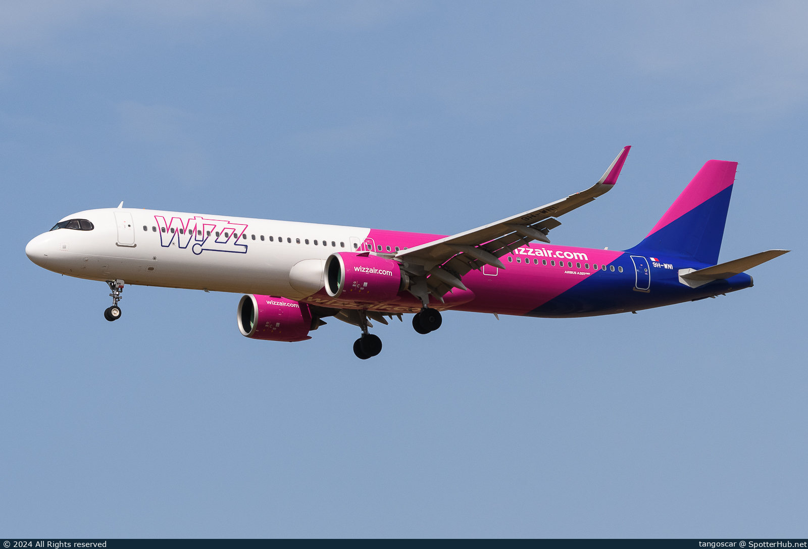 Photo of 9H-WNI - Airbus A321-271NX operated by Wizz Air Malta