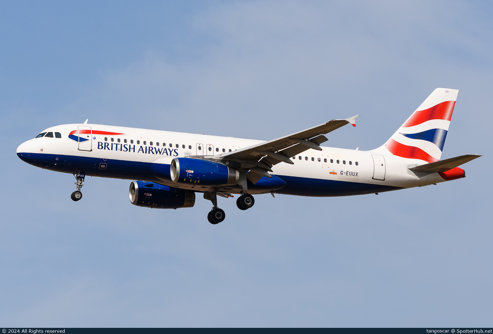 Photo of G-EUUX - Airbus A320-232 operated by British Airways