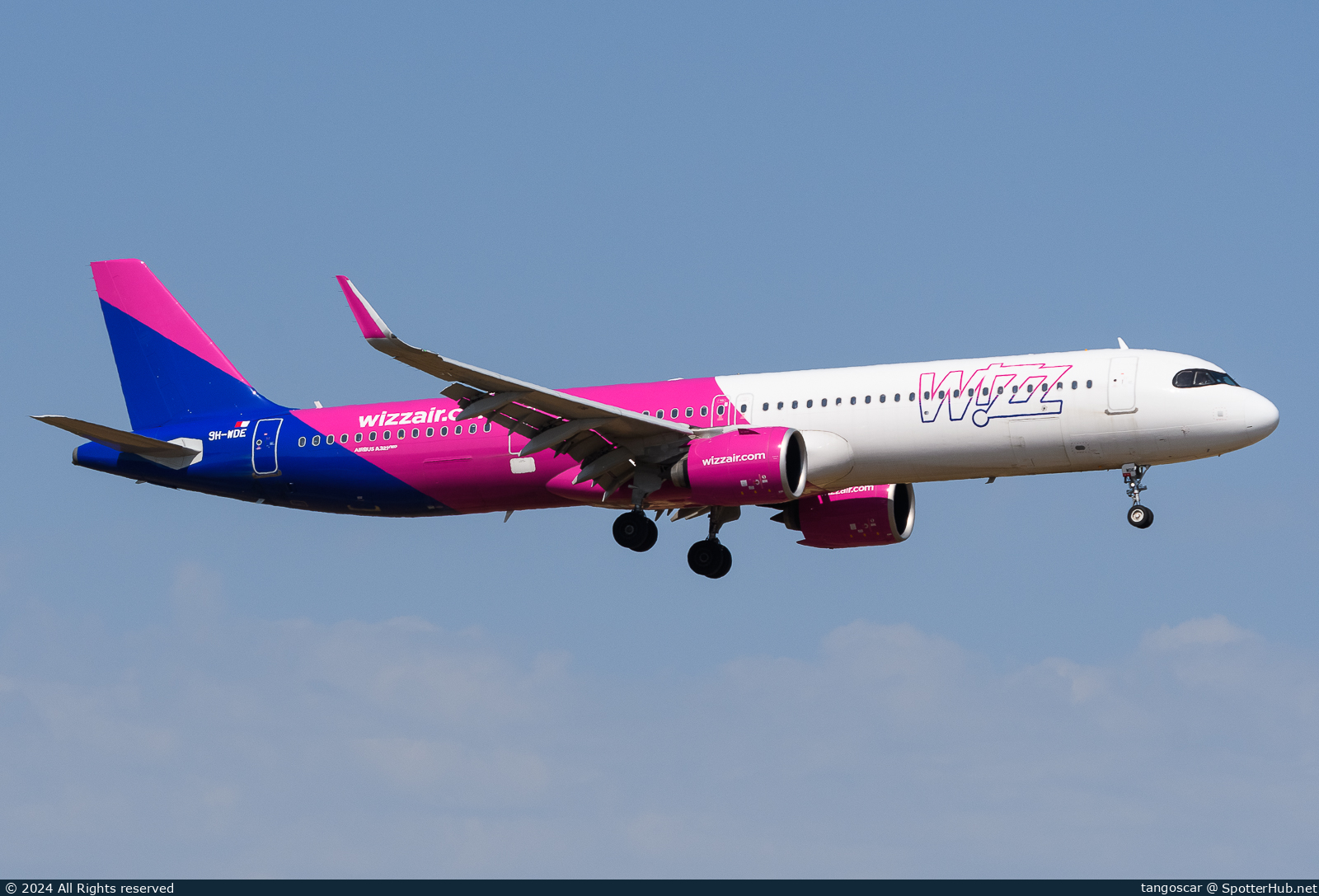 Photo of 9H-WDE - Airbus A321-271NX operated by Wizz Air Malta