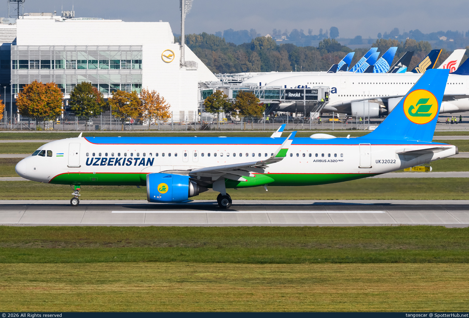 Photo of UK32022 - Airbus A320-251N operated by Uzbekistan Airways