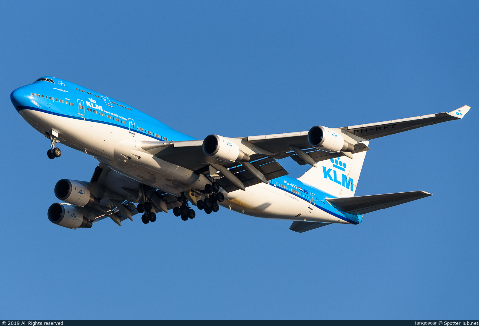 Photo of PH-BFT - Boeing 747-406(M) operated by KLM Royal Dutch Airlines