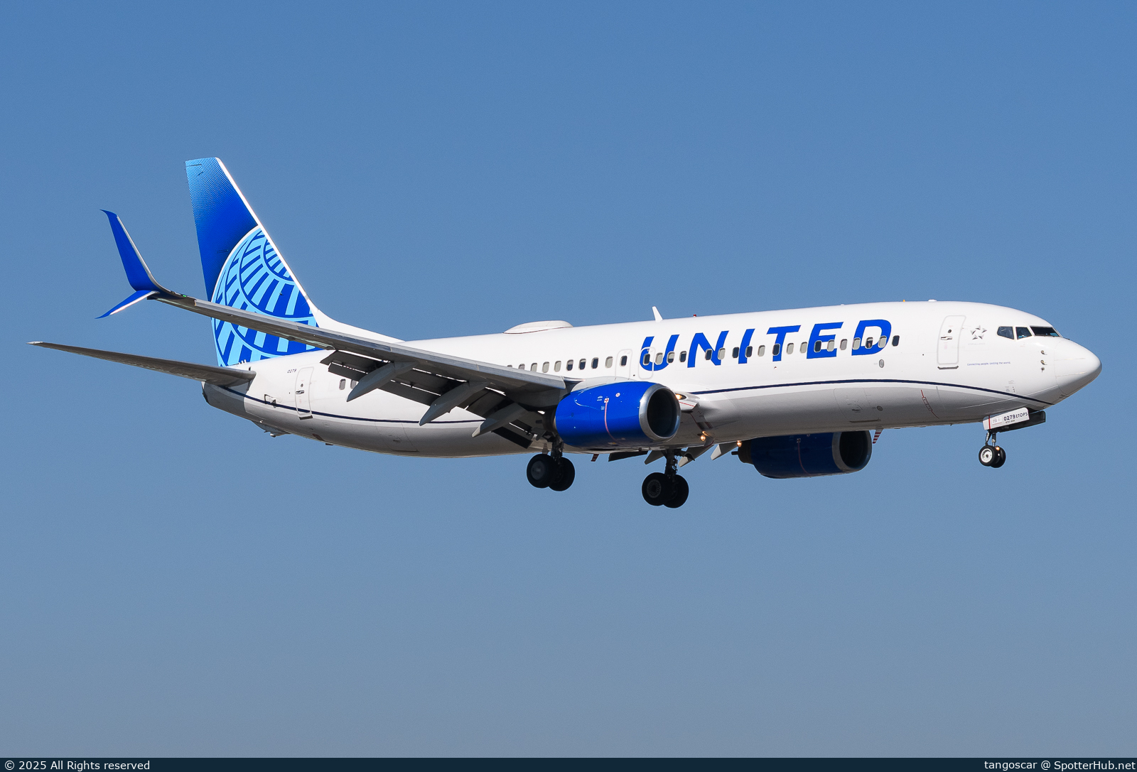 Photo of N79279 - Boeing 737-824 operated by United Airlines