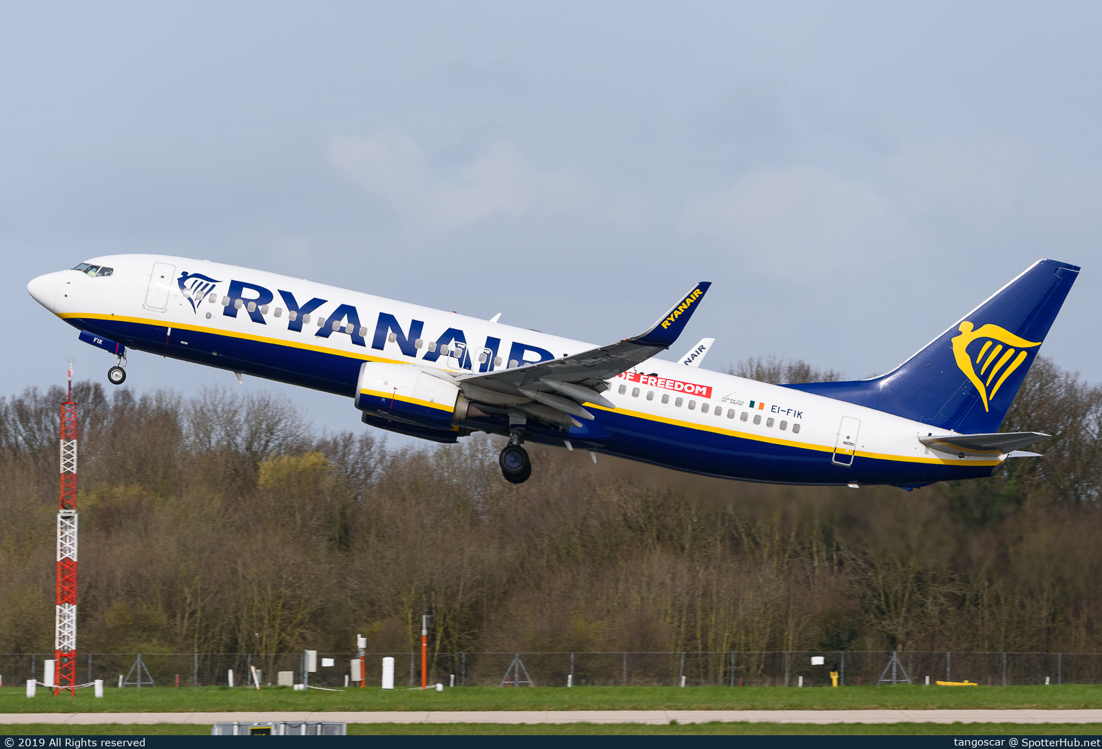 Photo of EI-FIK - Boeing 737-8AS operated by Ryanair