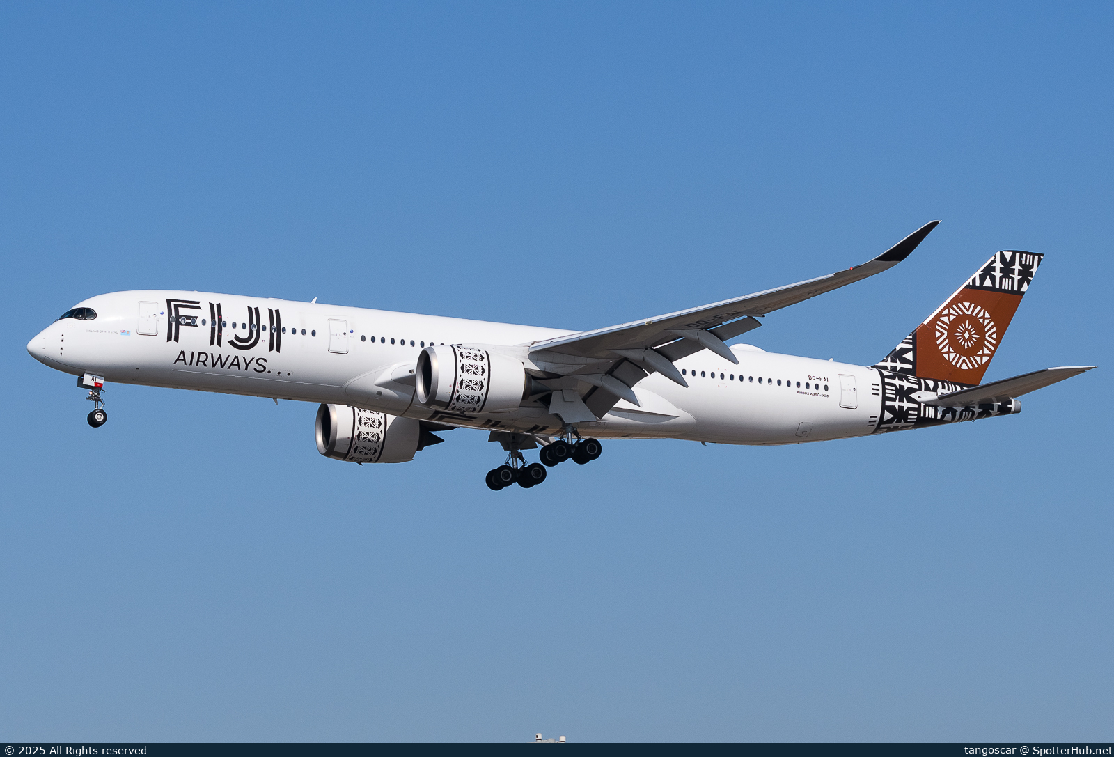 Photo of DQ-FAI - Airbus A350-941 operated by Fiji Airways