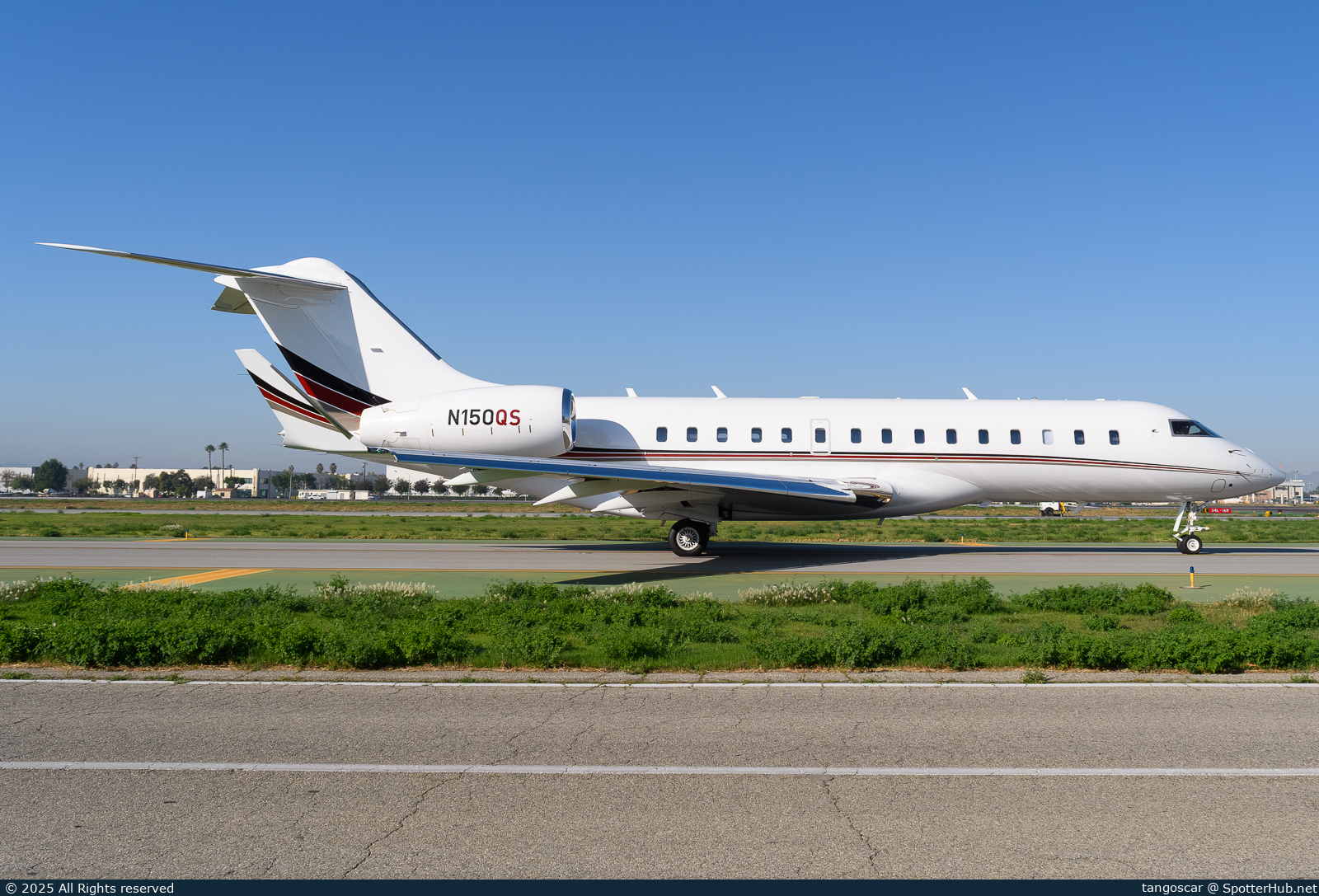 Photo of N150QS - Bombardier Global 6000 operated by NetJets