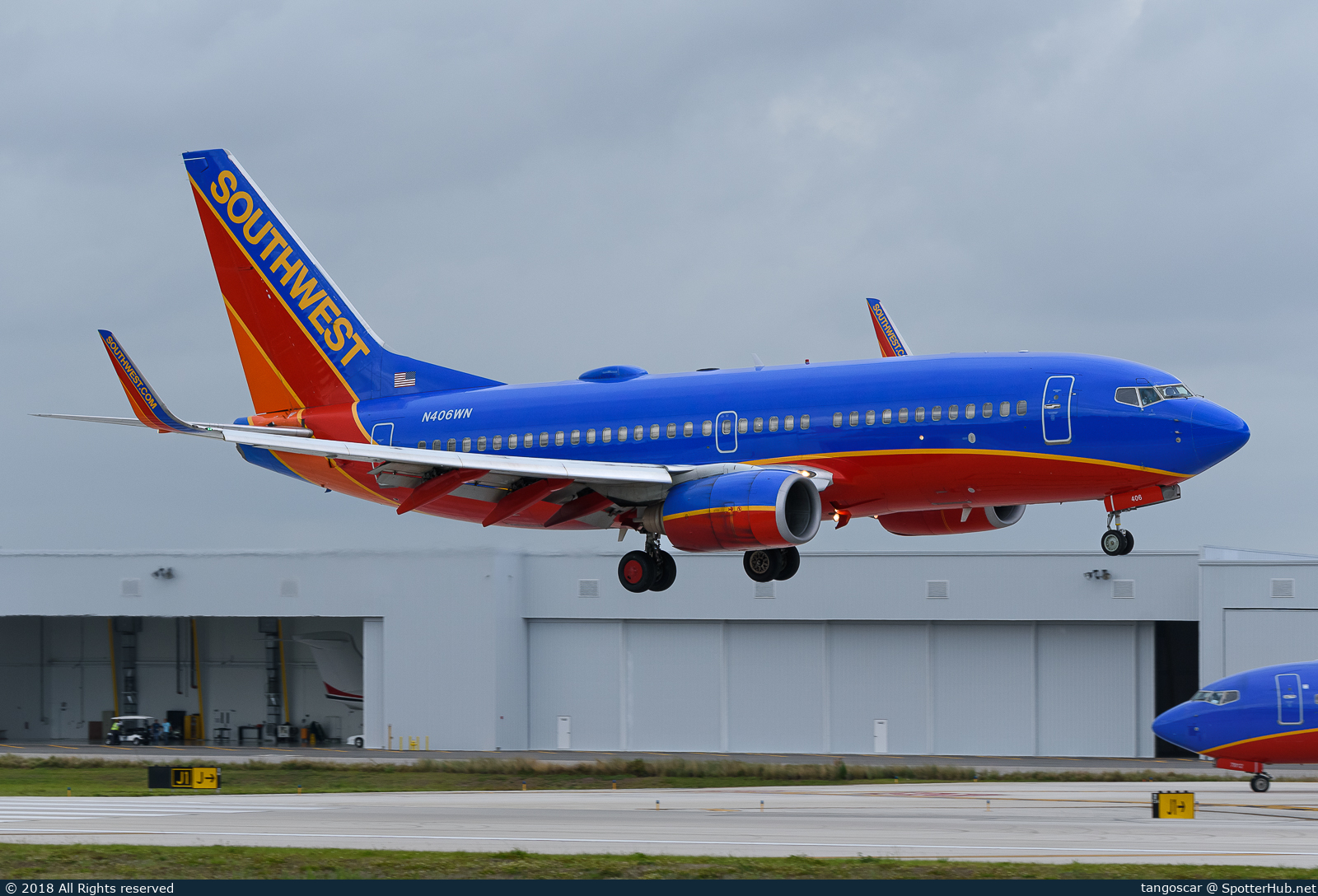 Photo of N406WN - Boeing 737-7H4 operated by Southwest Airlines