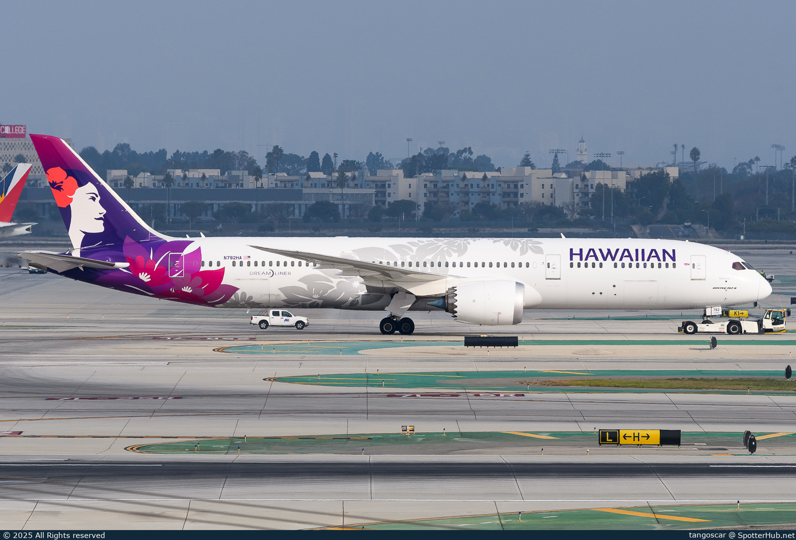Photo of N782HA - Boeing 787-9 Dreamliner operated by Hawaiian Airlines