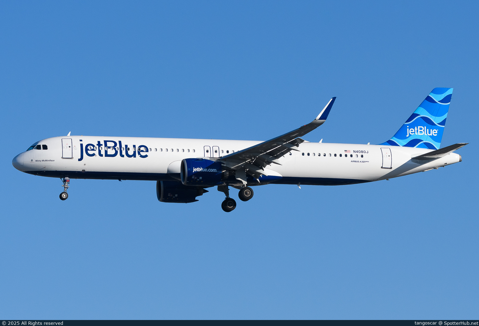 Photo of N4080J - Airbus A321-271NX operated by jetBlue Airways