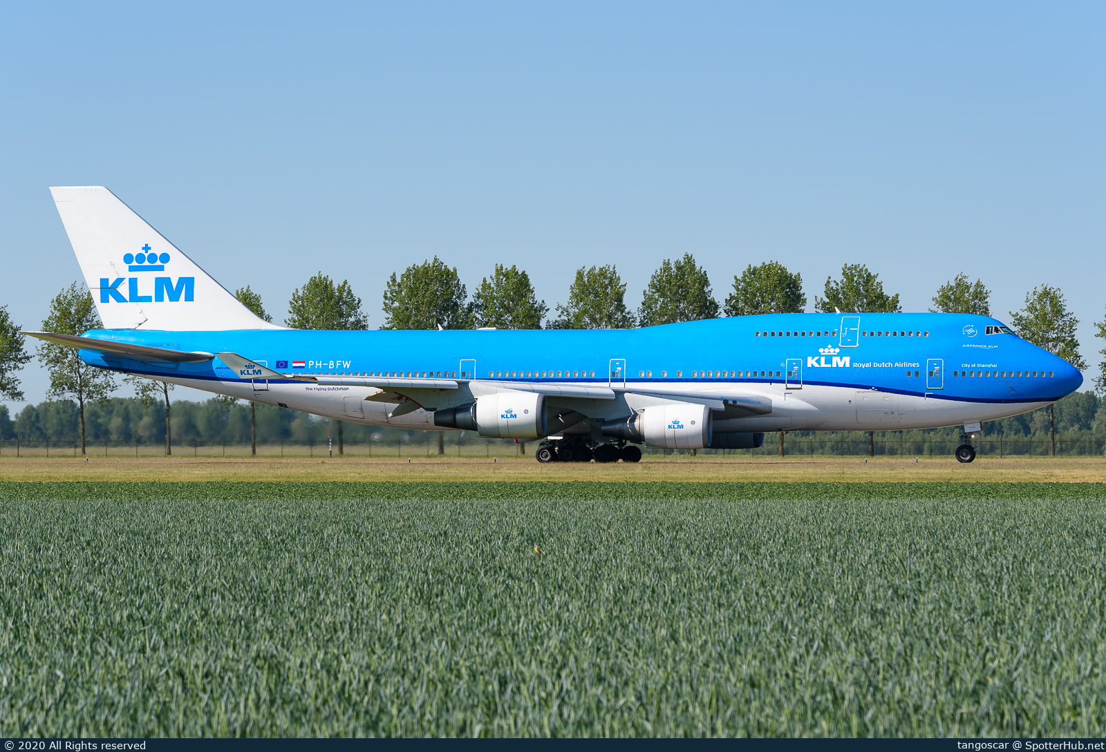 Photo of PH-BFW - Boeing 747-406(M) operated by KLM Royal Dutch Airlines