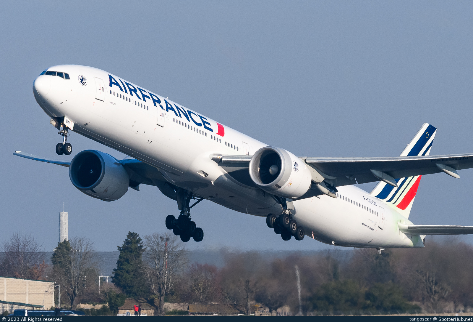 Photo of F-GSQN - Boeing 777-328(ER) operated by Air France