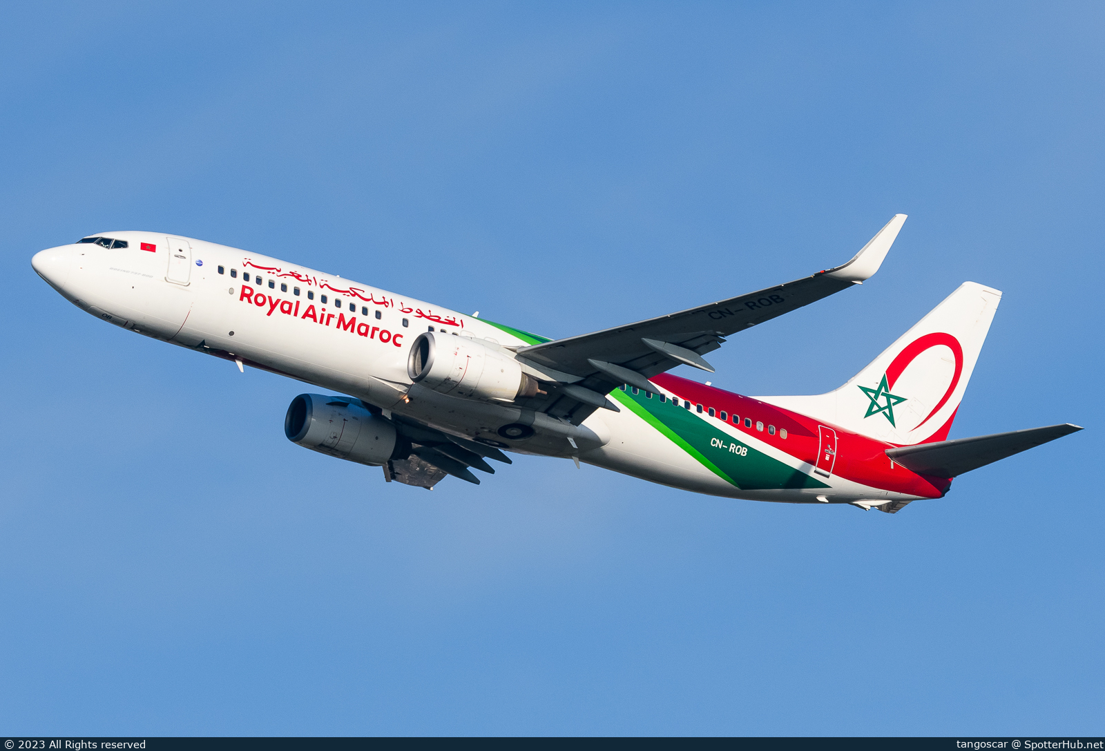 Photo of CN-ROB - Boeing 737-8B6 operated by Royal Air Maroc