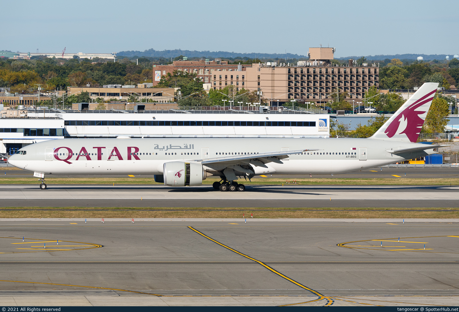 Photo of A7-BEG - Boeing 777-3DZ(ER) operated by Qatar Airways