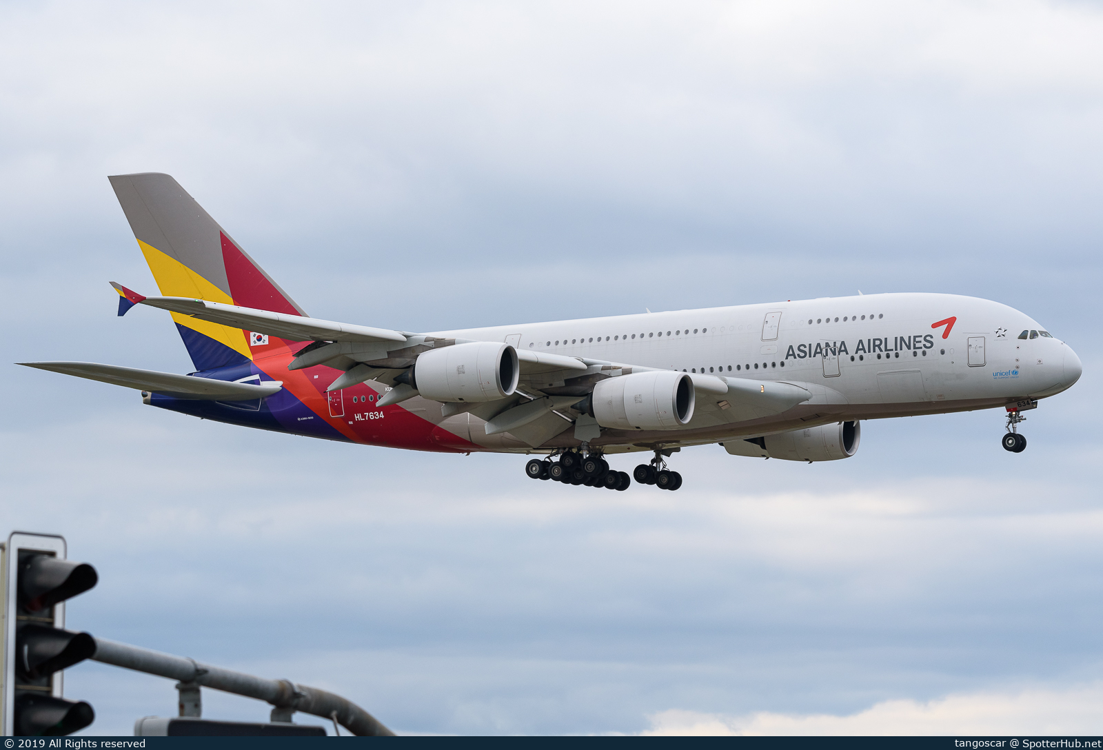 Photo of HL7634 - Airbus A380-841 operated by Asiana Airlines