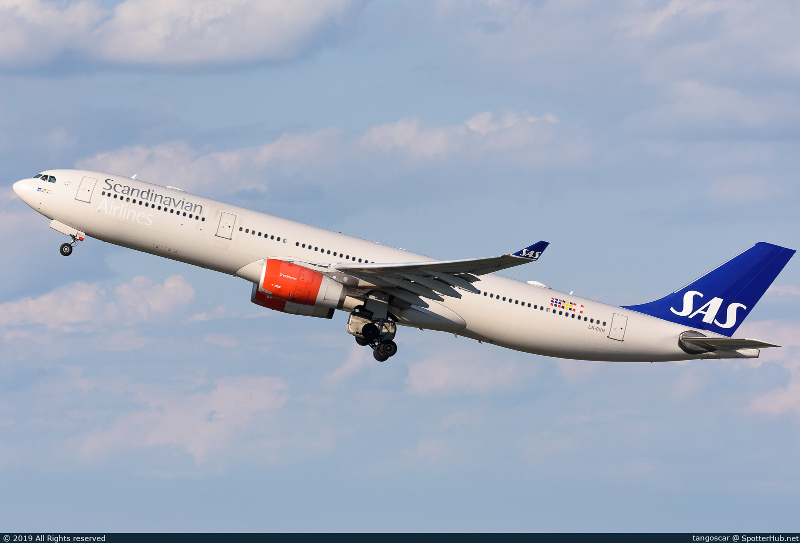 Photo of LN-RKH - Airbus A330-343 operated by SAS Scandinavian Airlines