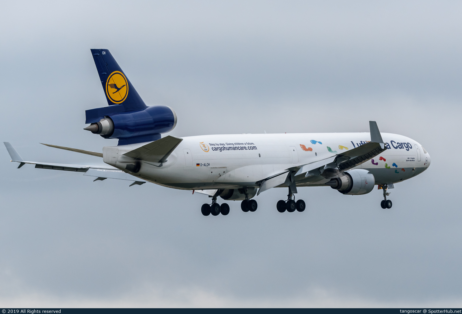 Photo of D-ALCH - McDonnell Douglas MD-11(F) operated by Lufthansa Cargo