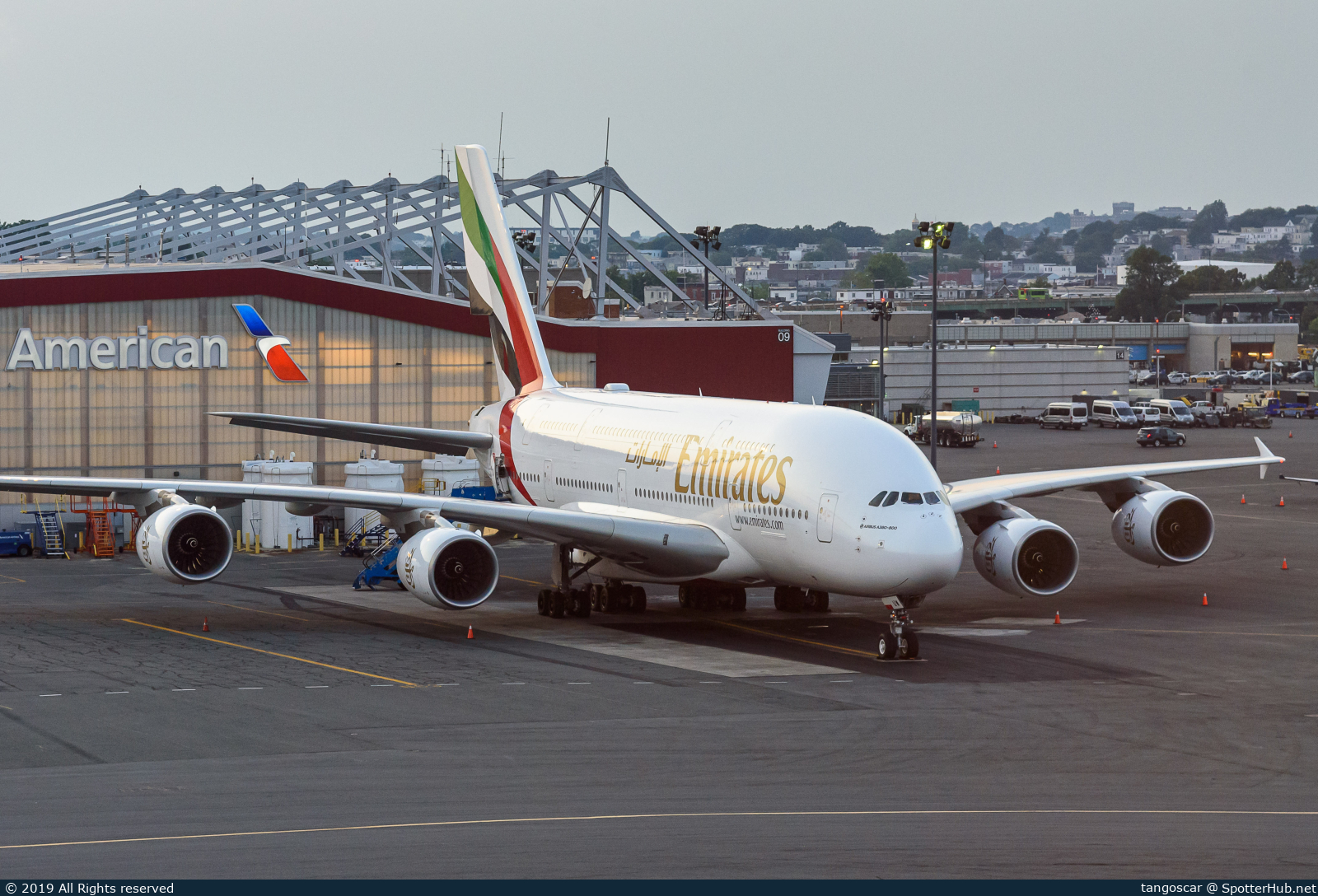 Photo of A6-EUW - Airbus A380-842 operated by Emirates