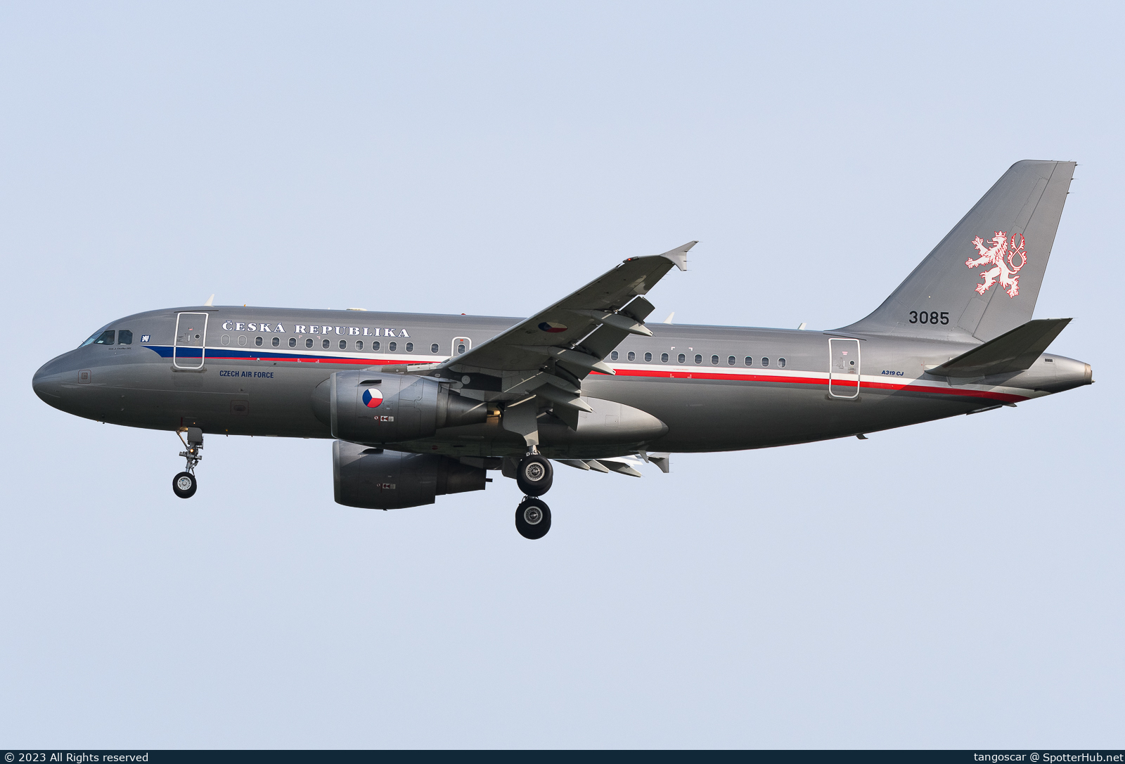 Photo of 3085 - Airbus A319-115(CJ) operated by Czech Air Force