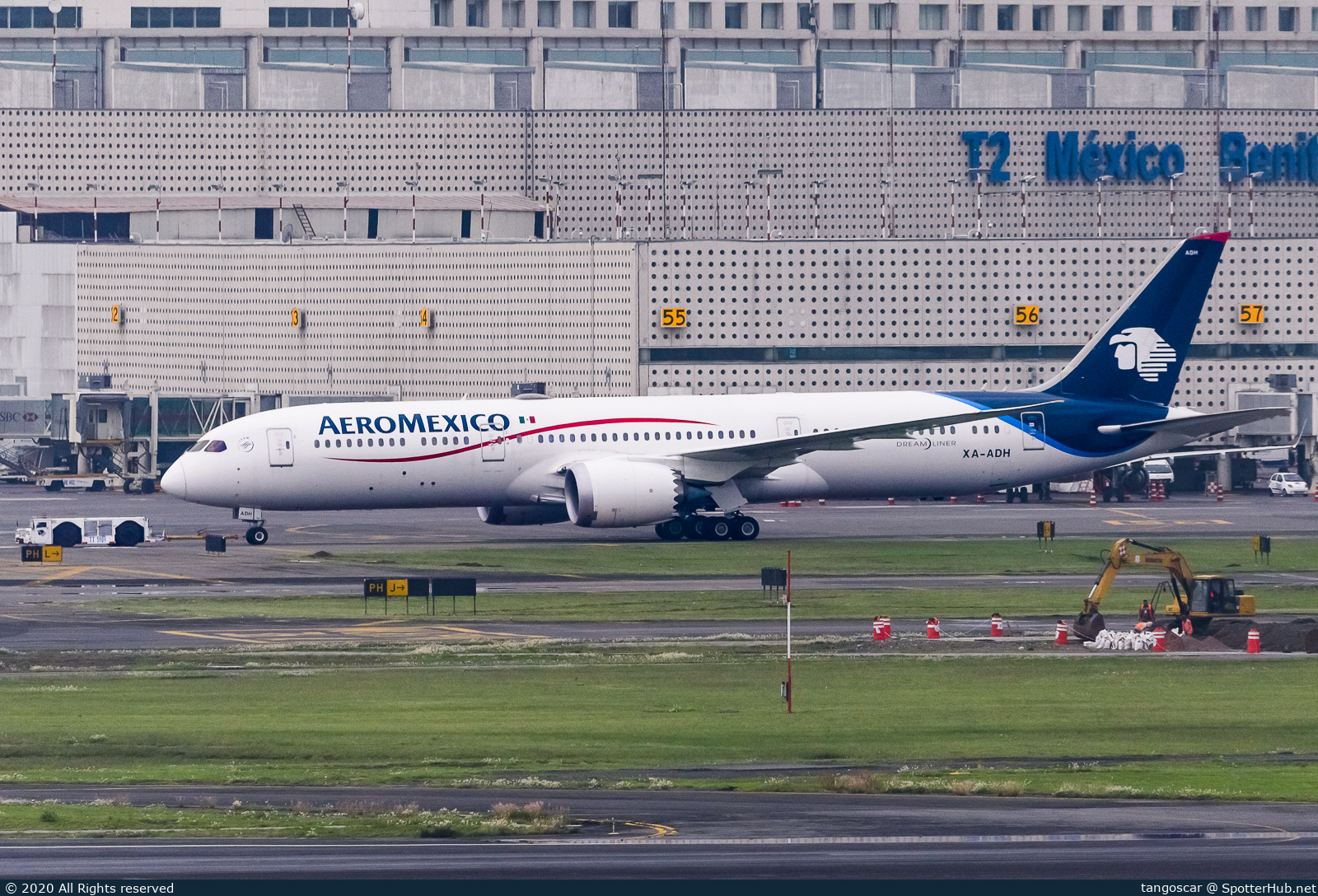 Photo of XA-ADH - Boeing 787-9 Dreamliner operated by Aeroméxico