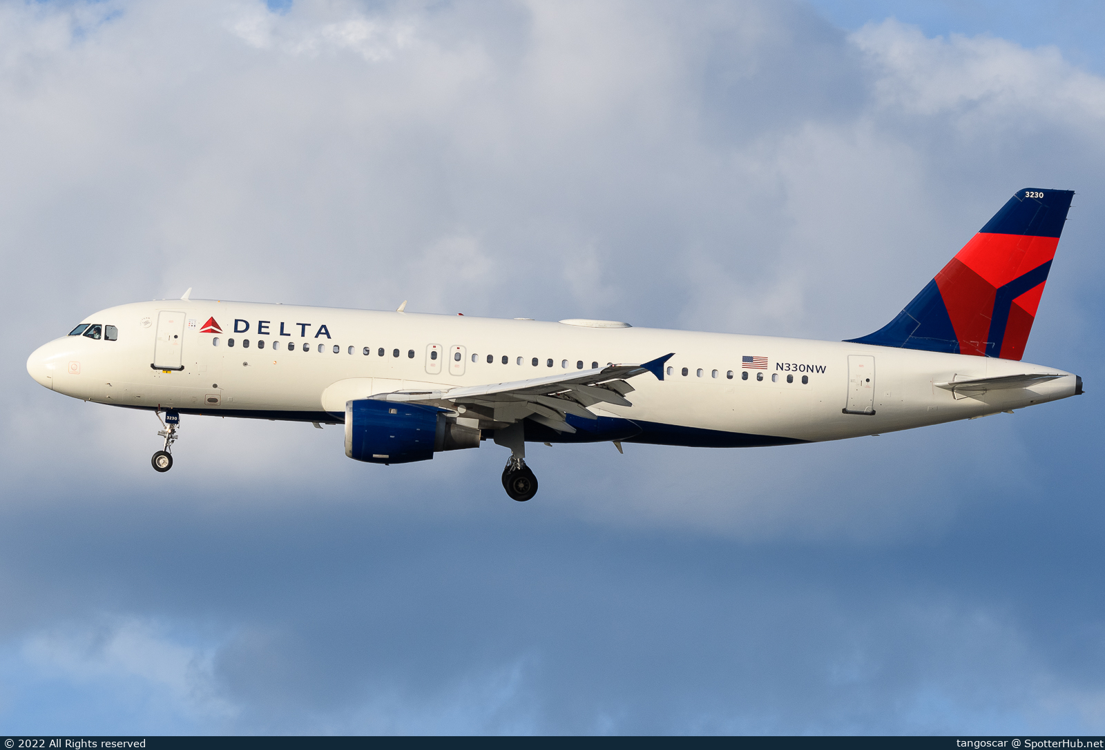Photo of N330NW - Airbus A320-211 operated by Delta Air Lines