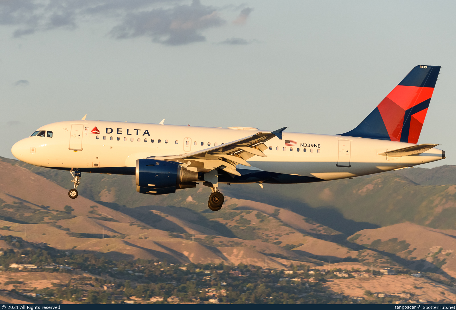 Photo of N339NB - Airbus A319-114 operated by Delta Air Lines
