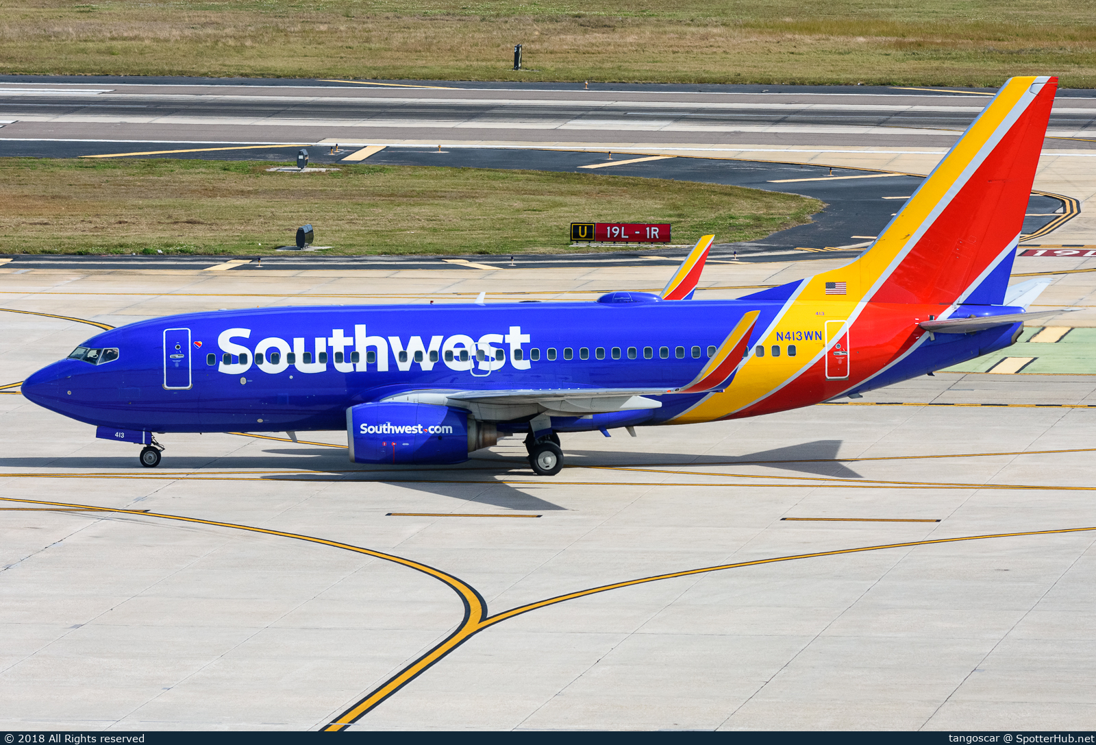 Photo of N413WN - Boeing 737-7H4 operated by Southwest Airlines