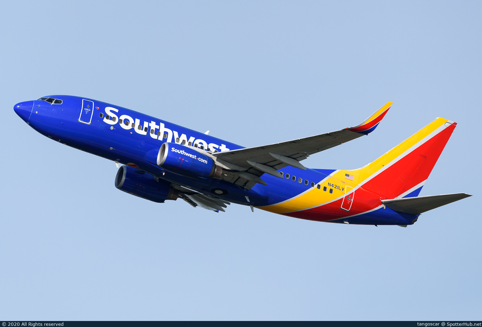 Photo of N421LV - Boeing 737-7H4 operated by Southwest Airlines