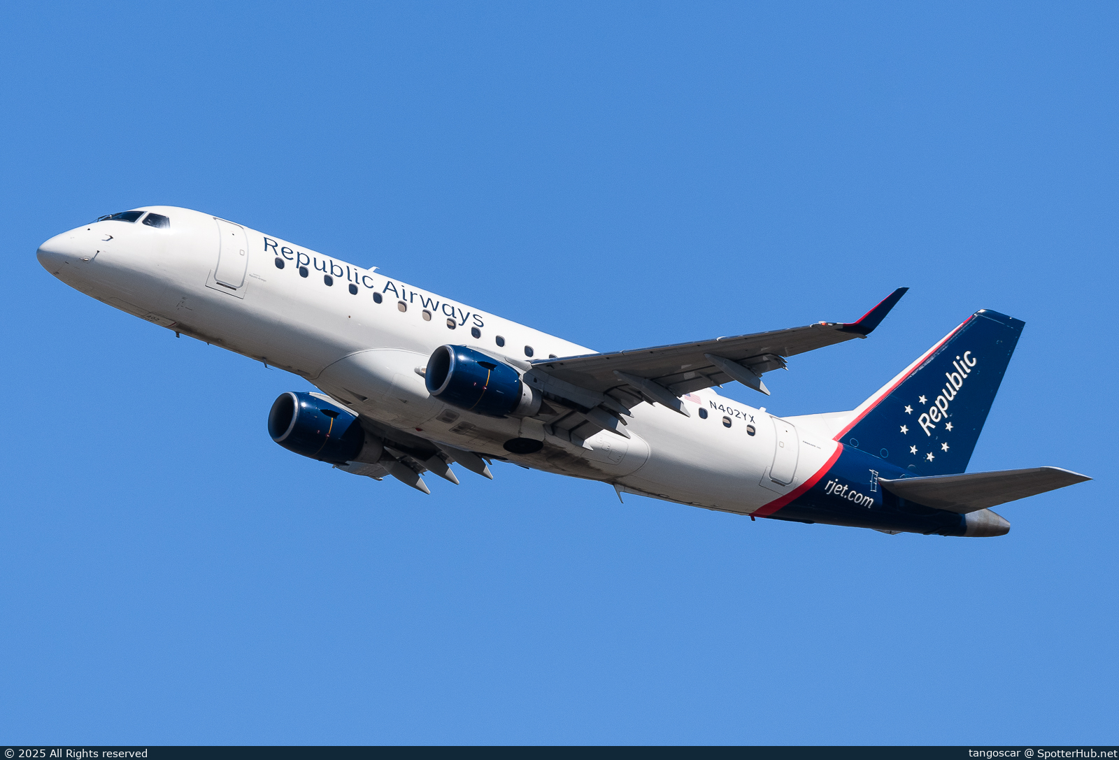 Photo of N402YX - Embraer ERJ-175LR operated by Republic Airways