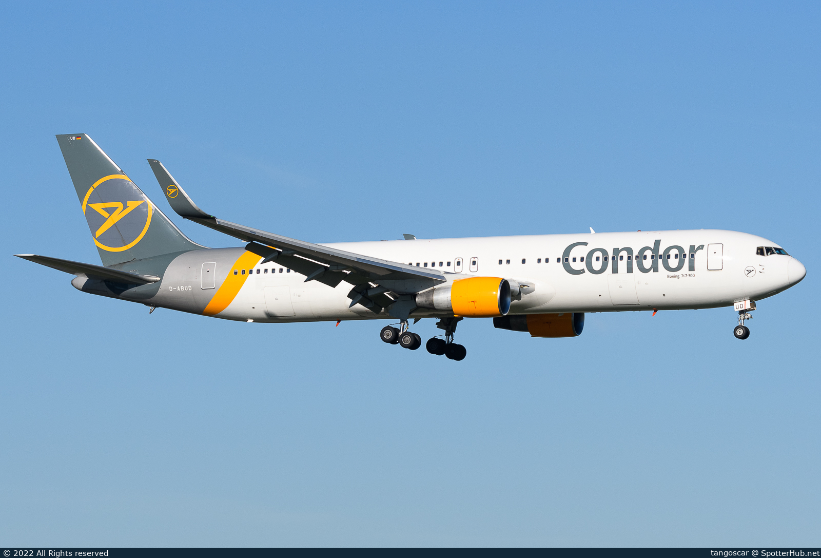Photo of D-ABUD - Boeing 767-330(ER) operated by Condor