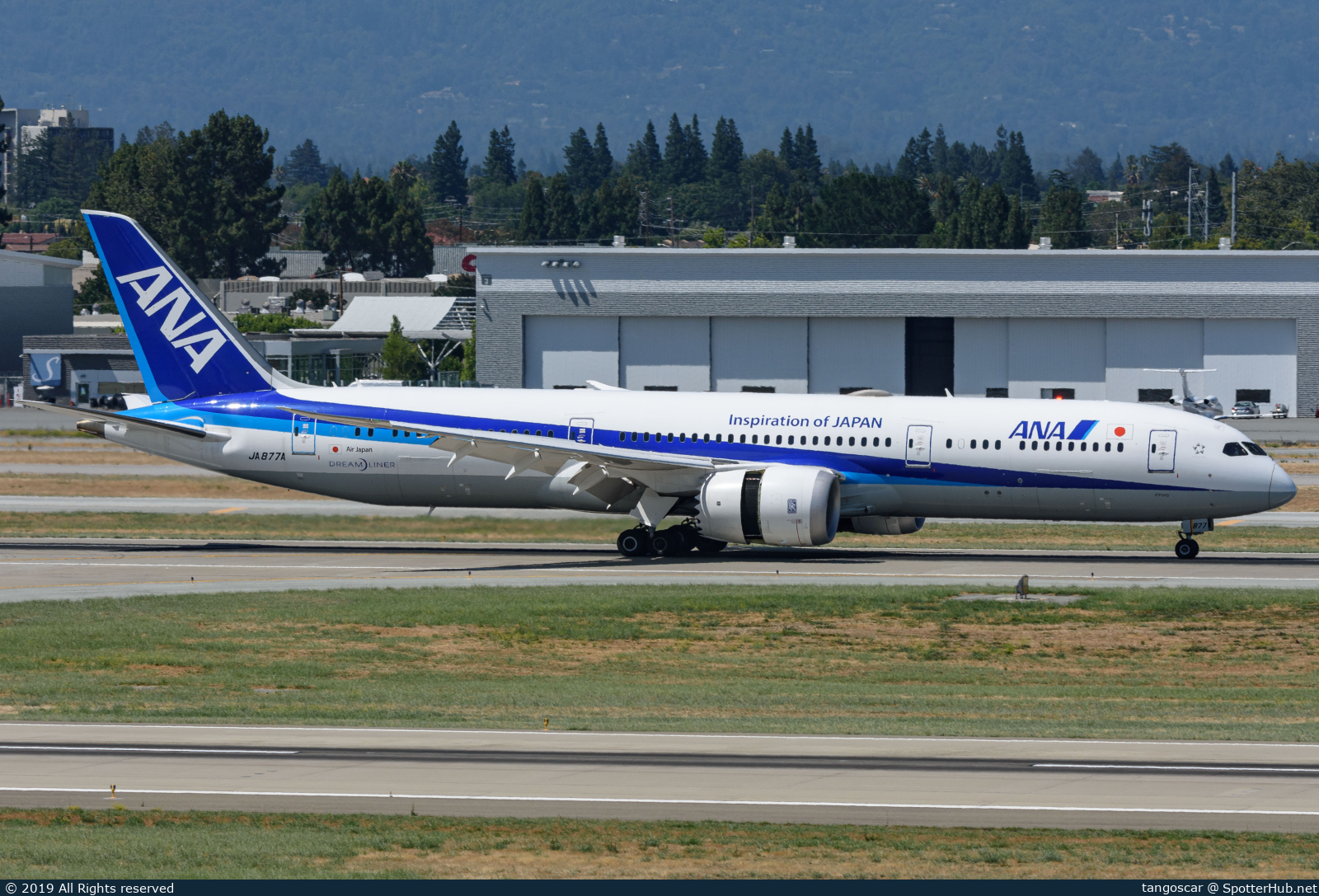 Photo of JA877A - Boeing 787-9 Dreamliner operated by ANA All Nippon Airways (opb Air Japan)