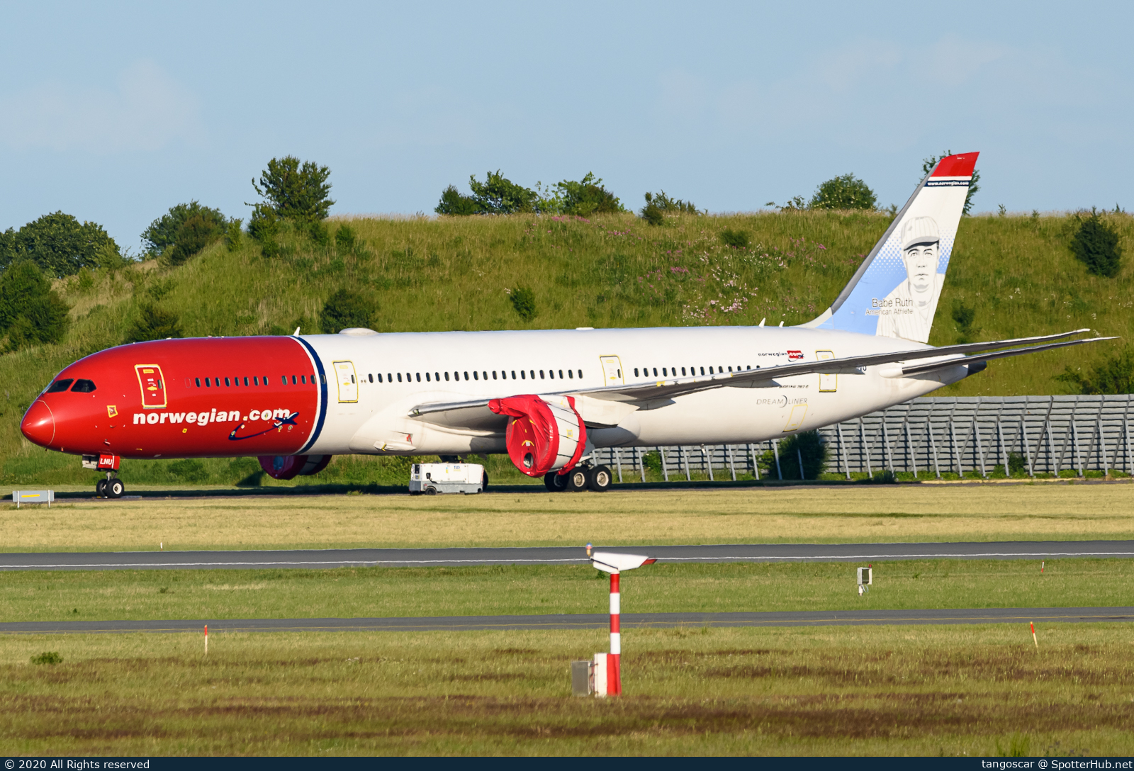 Photo of LN-LNU - Boeing 787-9 Dreamliner operated by Norwegian Long Haul