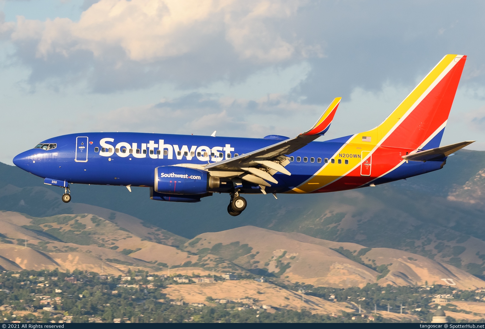 Photo of N200WN - Boeing 737-7H4 operated by Southwest Airlines
