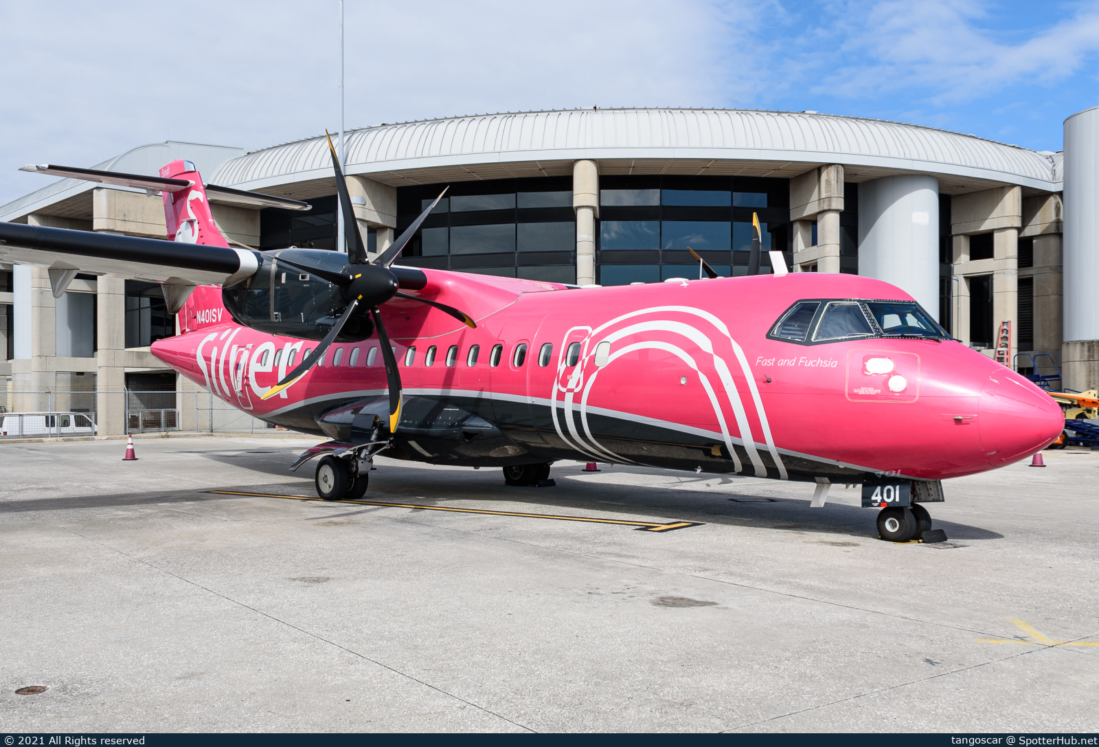 Photo of N401SV - ATR 42-600 operated by Silver Airways