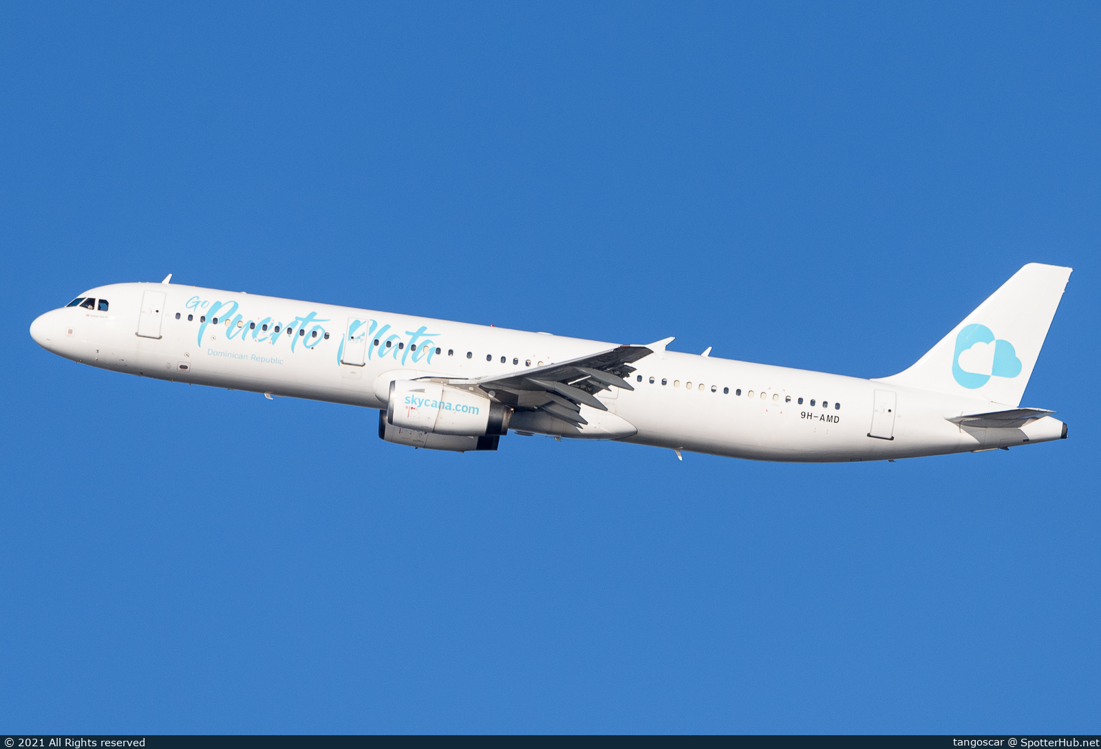 Photo of 9H-AMD - Airbus A321-231 operated by Sky Cana (opb Avion Express Malta)