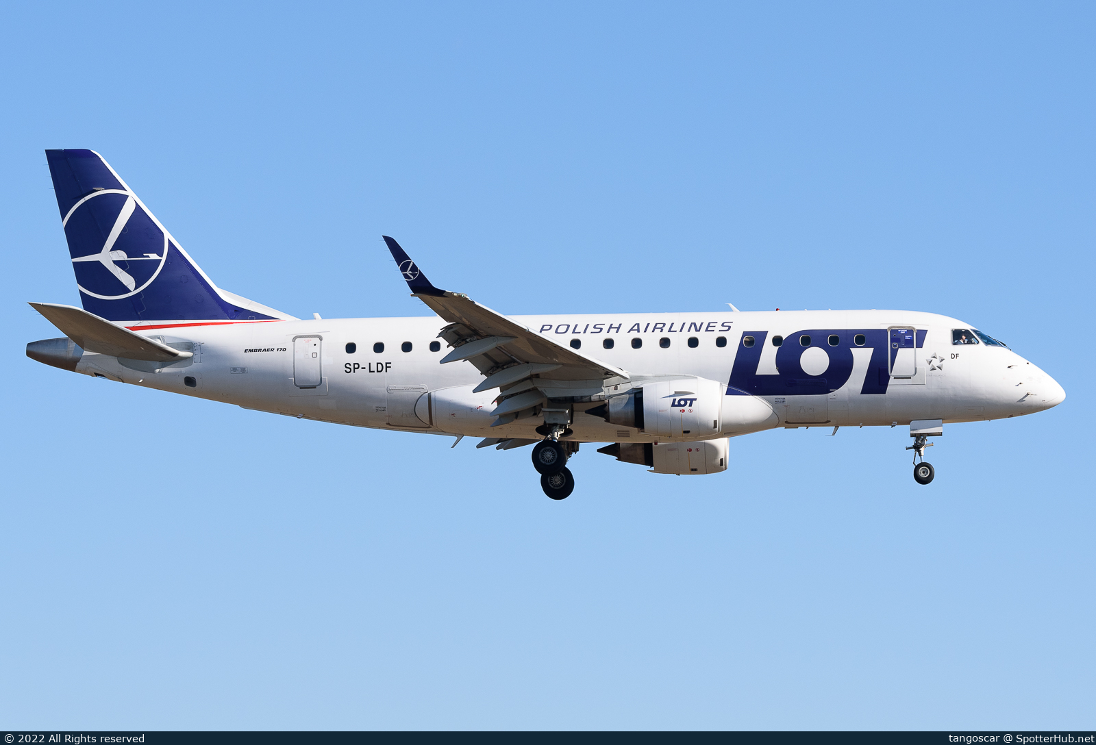 Photo of SP-LDF - Embraer ERJ-170LR operated by LOT Polish Airlines