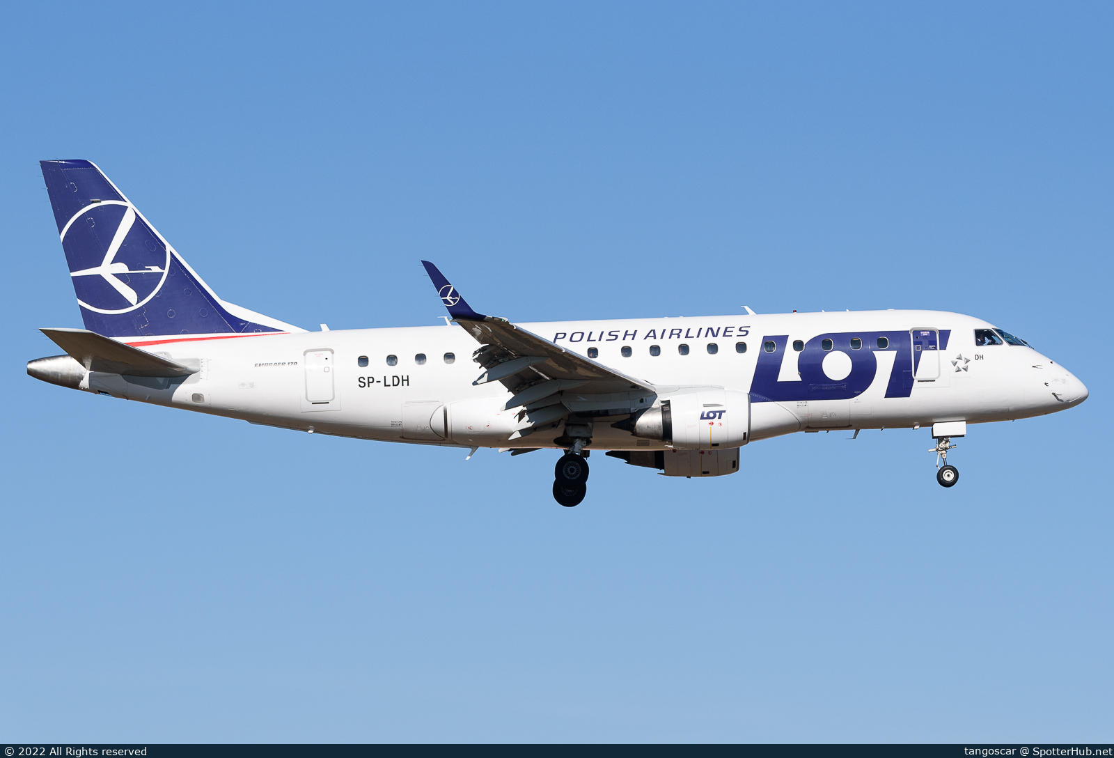 Photo of SP-LDH - Embraer ERJ-170LR operated by LOT Polish Airlines